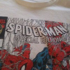 Marvel-Limited Edition, Spider Man T-Shirt.